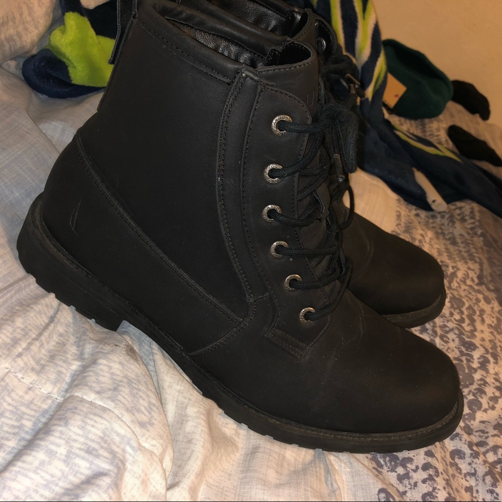 Nautica Mens boots